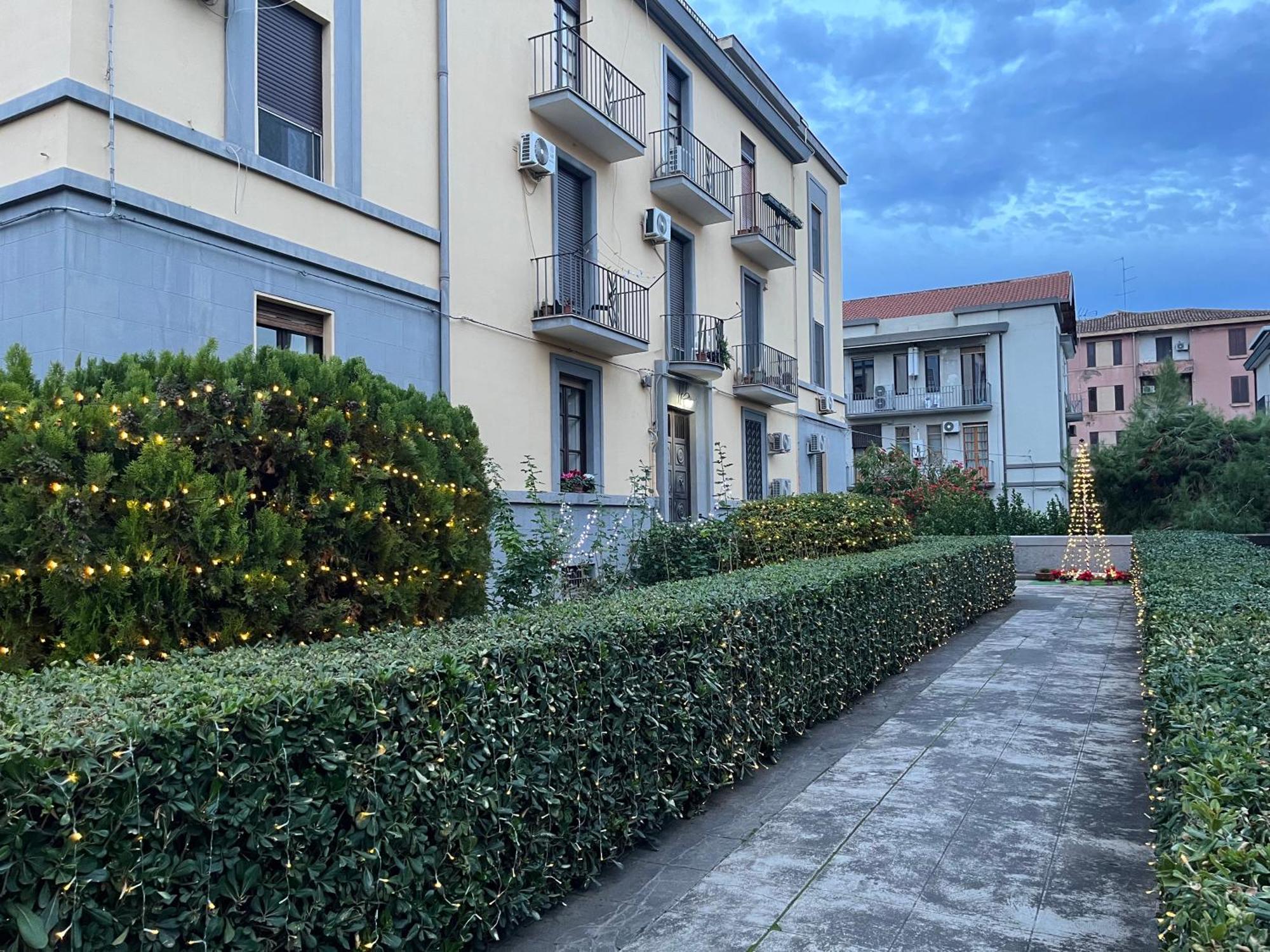 Deodato Guest House Катания Экстерьер фото
