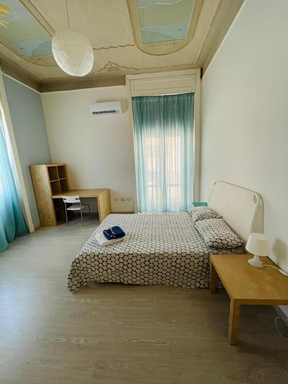 Deodato Guest House Катания Экстерьер фото
